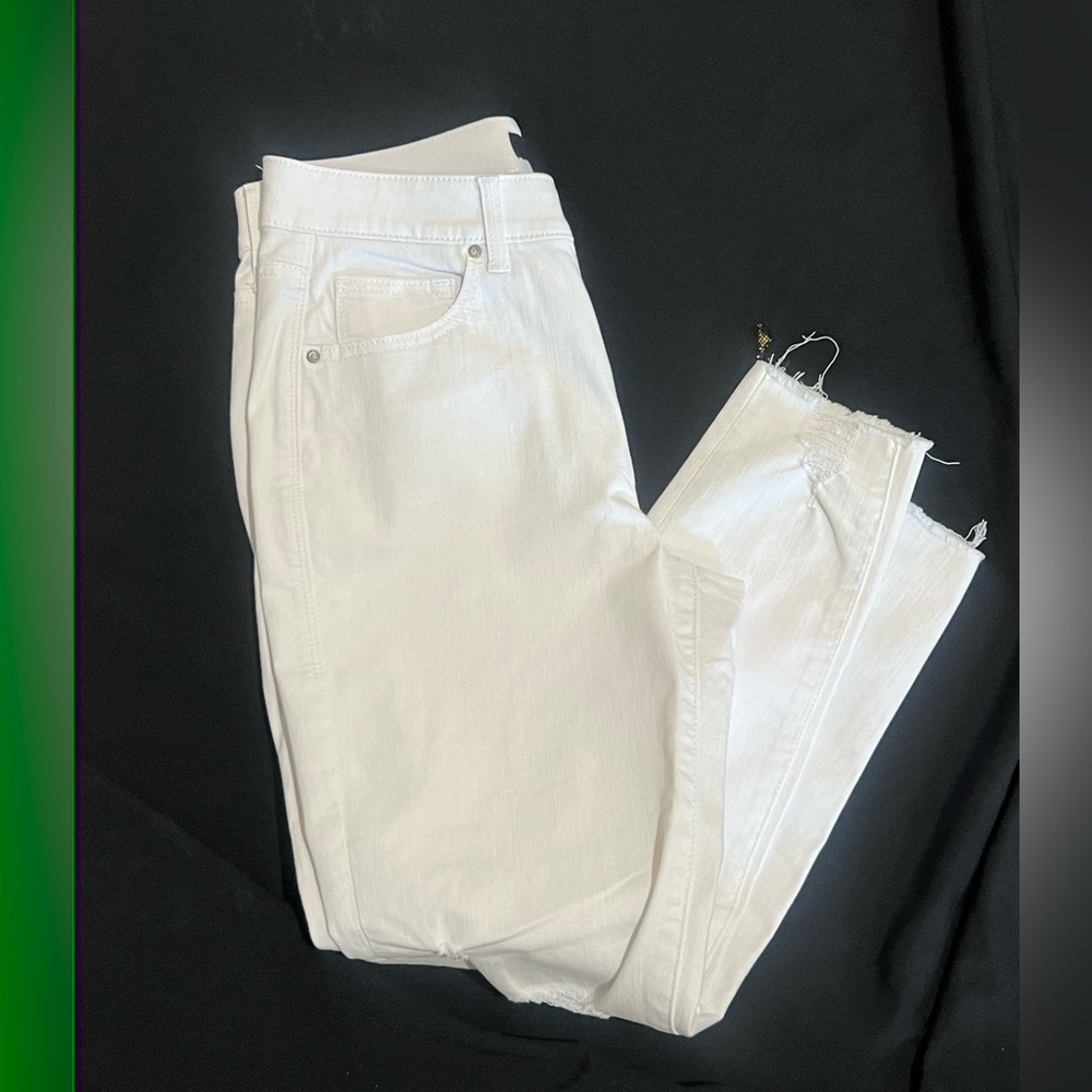 LuLaRoe Classic White Jeans - Picture 4 of 5